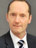 Dr. Stefan Busse